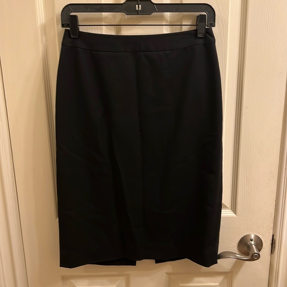 Black fully lined pencil skirt